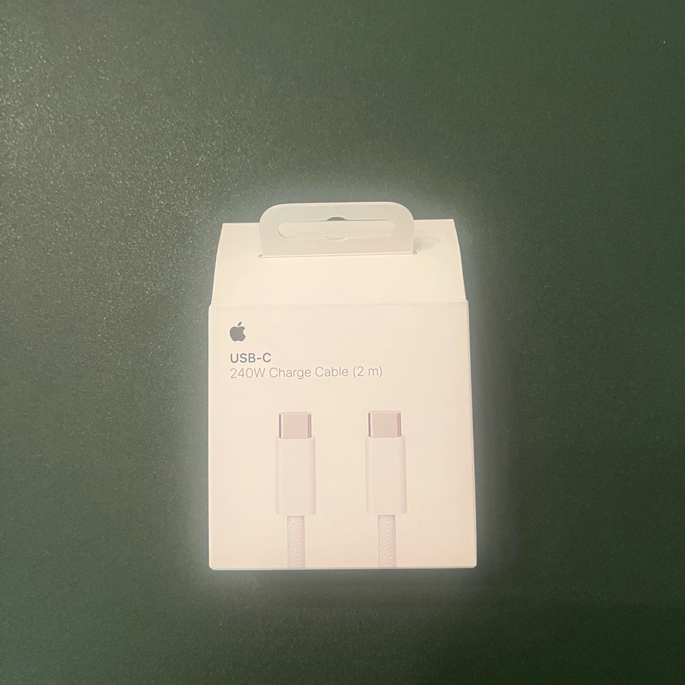 APPLE CHARGER